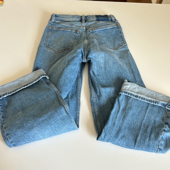 Abercrombie & Fitch High Rise Destroyed Jeans - Picture 6 of 12